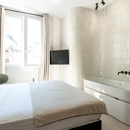 Mouchki Hotel Marsiglia